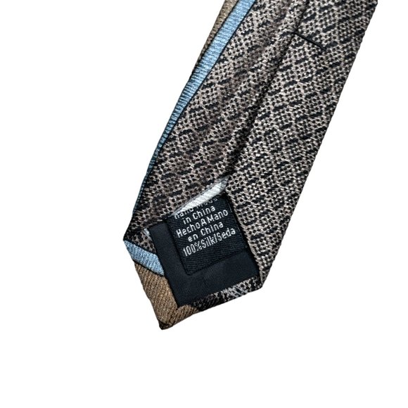 Covington Men's Brown Abstract Classic Silk Necktie  This is a wholesale item. T - Picture 5 of 7